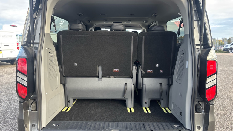 Ford Tourneo Custom 320 L2 Diesel Fwd 2.0 EcoBlue 136ps H1 Titanium 8 seater Auto